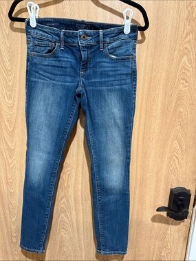 Lucky Brand Women's Lolita Capri Medium Blue Skinny Jeans
